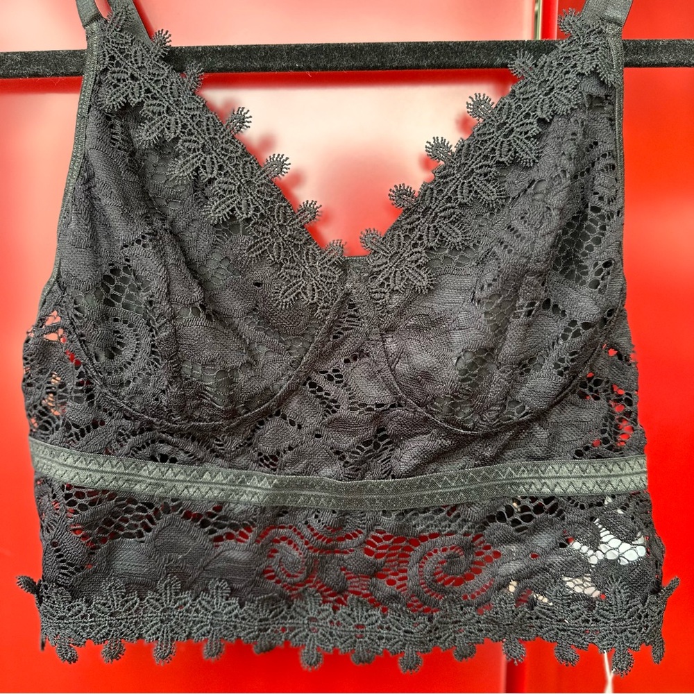 Cupshe lace bralette